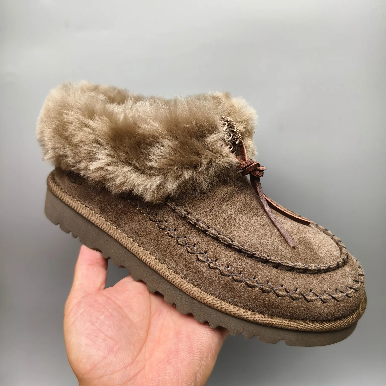 💰520 UGG sheepskin integrated snow boots 8258 ethnic style casual boots color: chestnut antelope brown matching size: 35-40